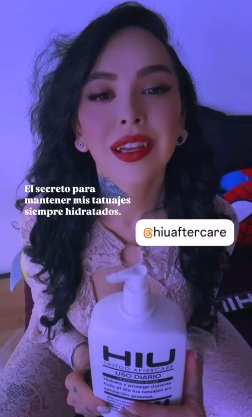 <em>Isabella R.</em>✅​